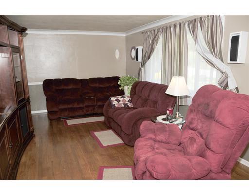 Living Room. 
