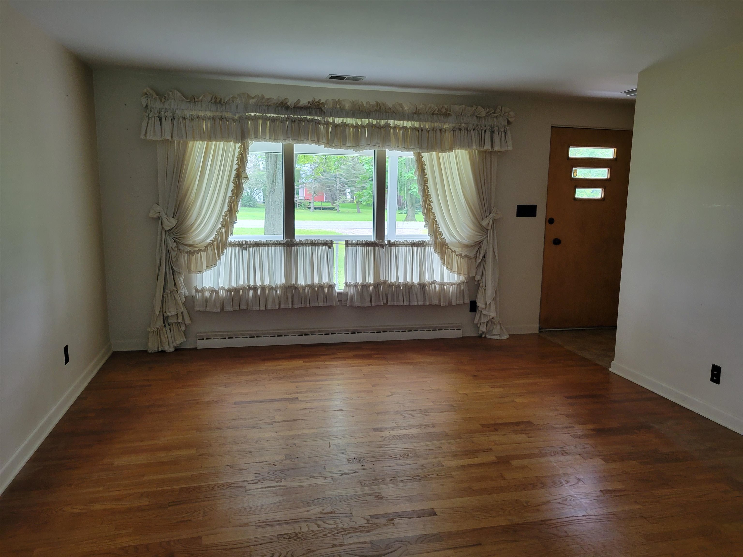 8030 Bell Road Birch Run, MI 48415 - Photo 24 of 40 50085957-23.JPG
