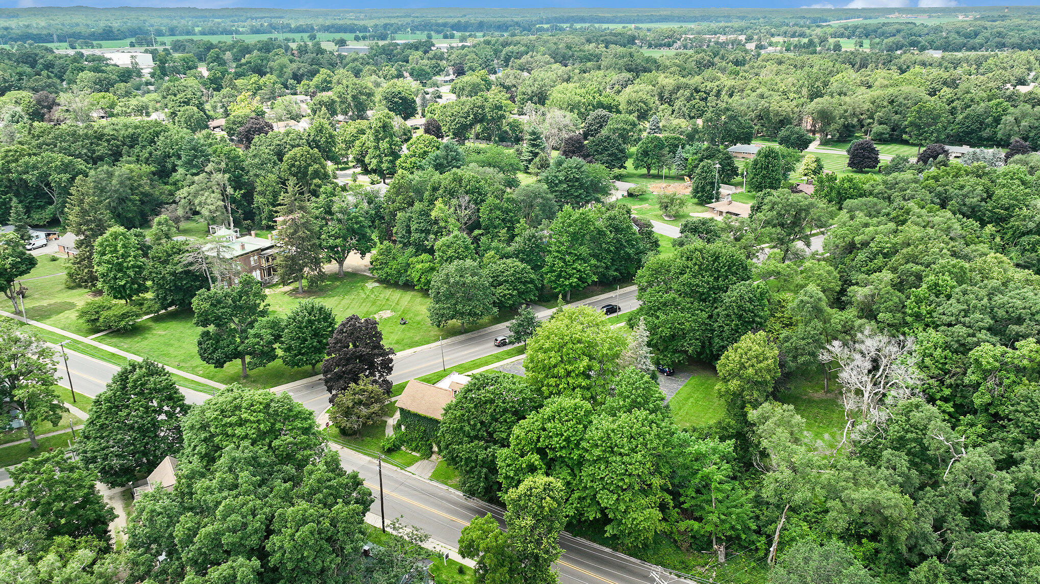 801 Portage Avenue Three Rivers, MI 49093 - Photo 7 of 24 020_dji_0534