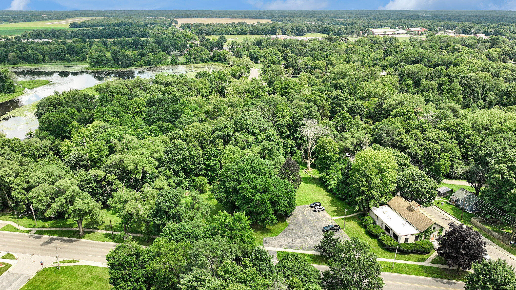 801 Portage Avenue Three Rivers, MI 49093 - Photo 8 of 24 006_dji_0540