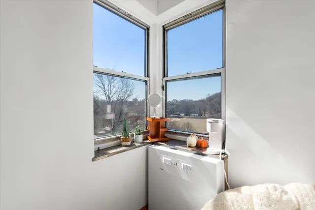 $772,900 | 585 West 214th Street, Unit 6AB | Inwood