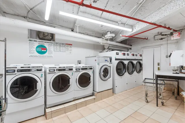 $772,900 | 585 West 214th Street, Unit 6AB | Inwood