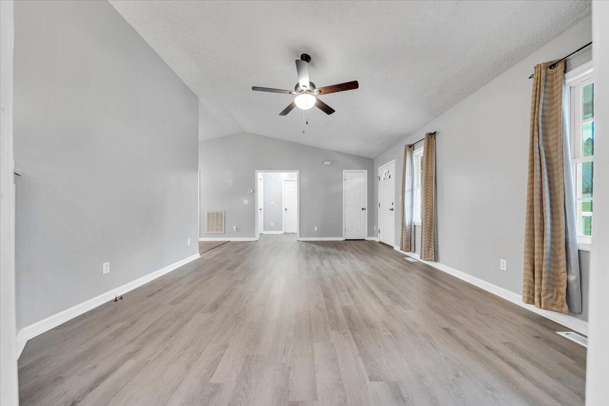 1206 Airport Road Moneta, VA 24121 - Photo 8 of 40 07-MIB00160