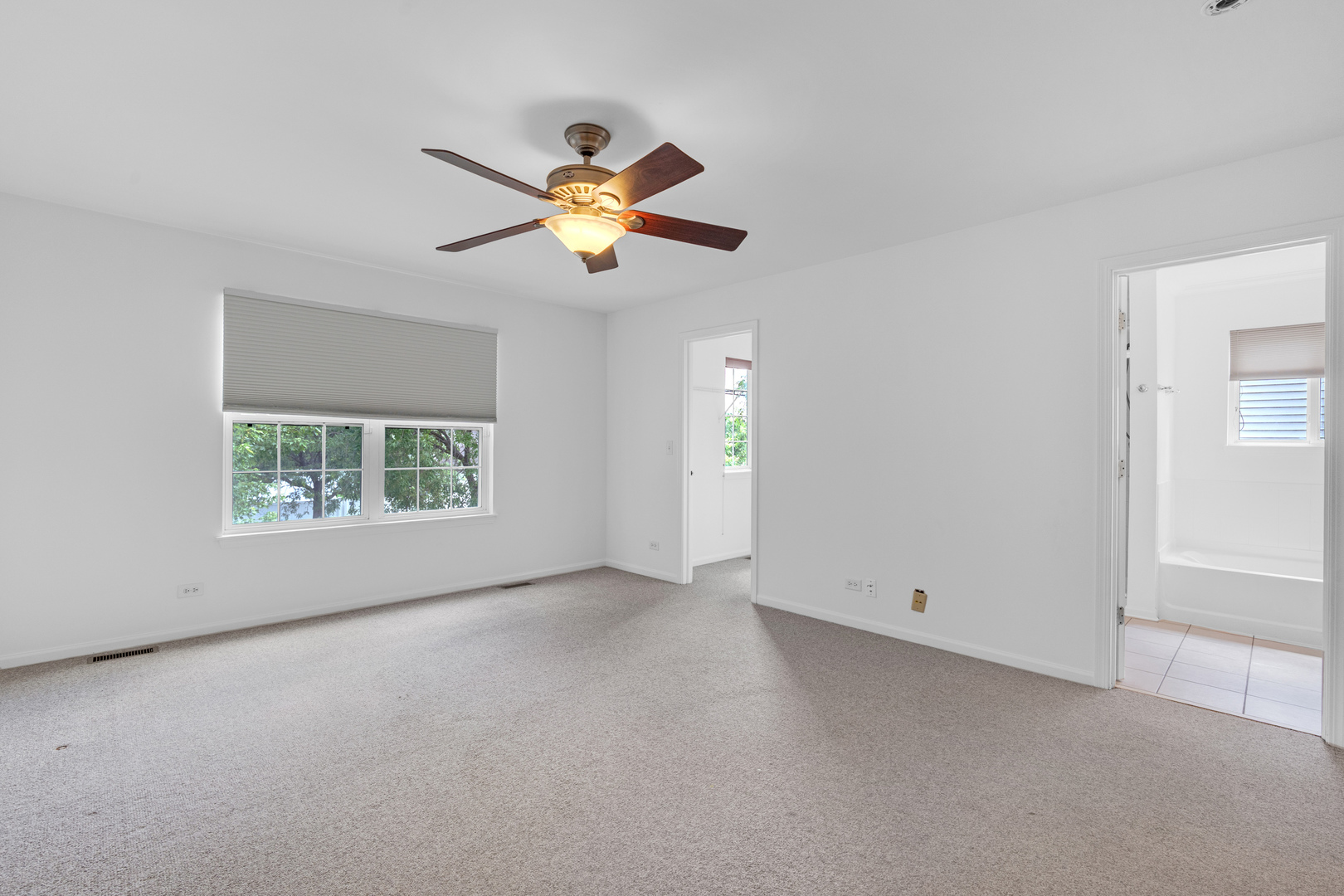 25880 Brooks Farm Road Round Lake, IL 60073 - Photo 16 of 36