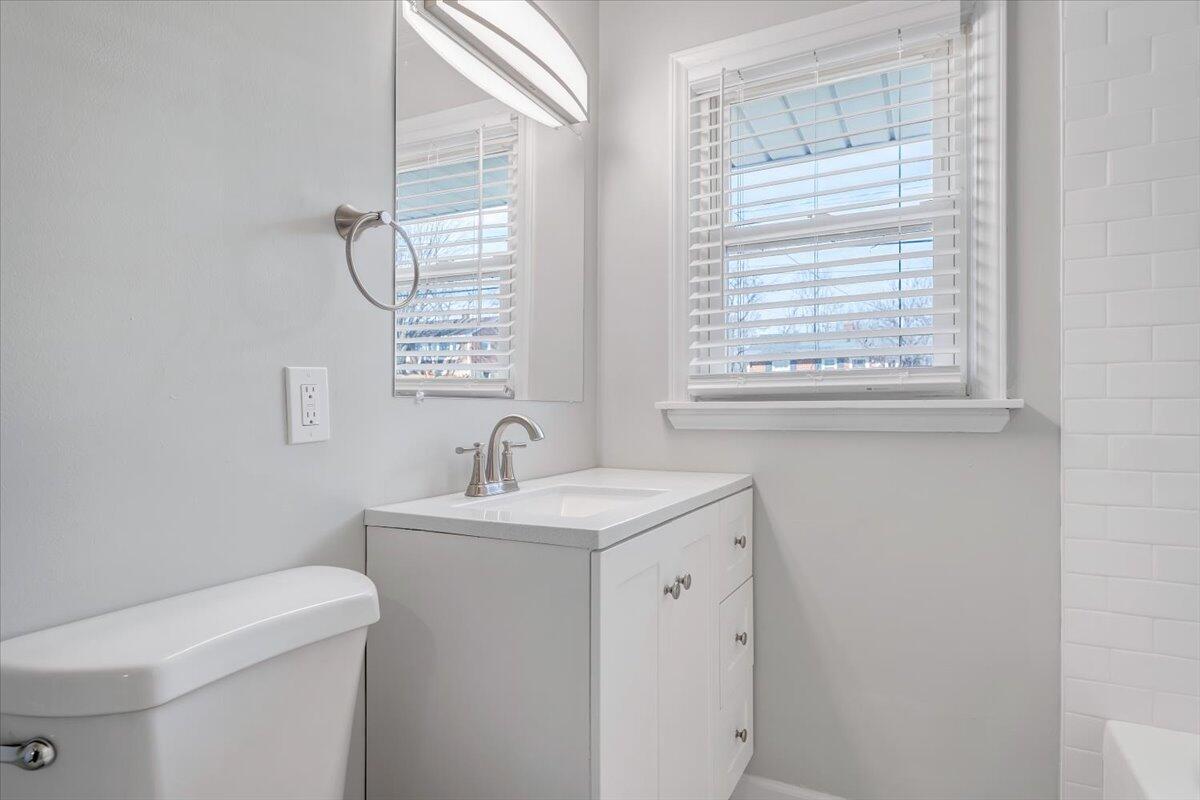 4948 Pomeroy Road Northwest Roanoke, VA 24017 - Photo 16 of 40 16-MIB08059