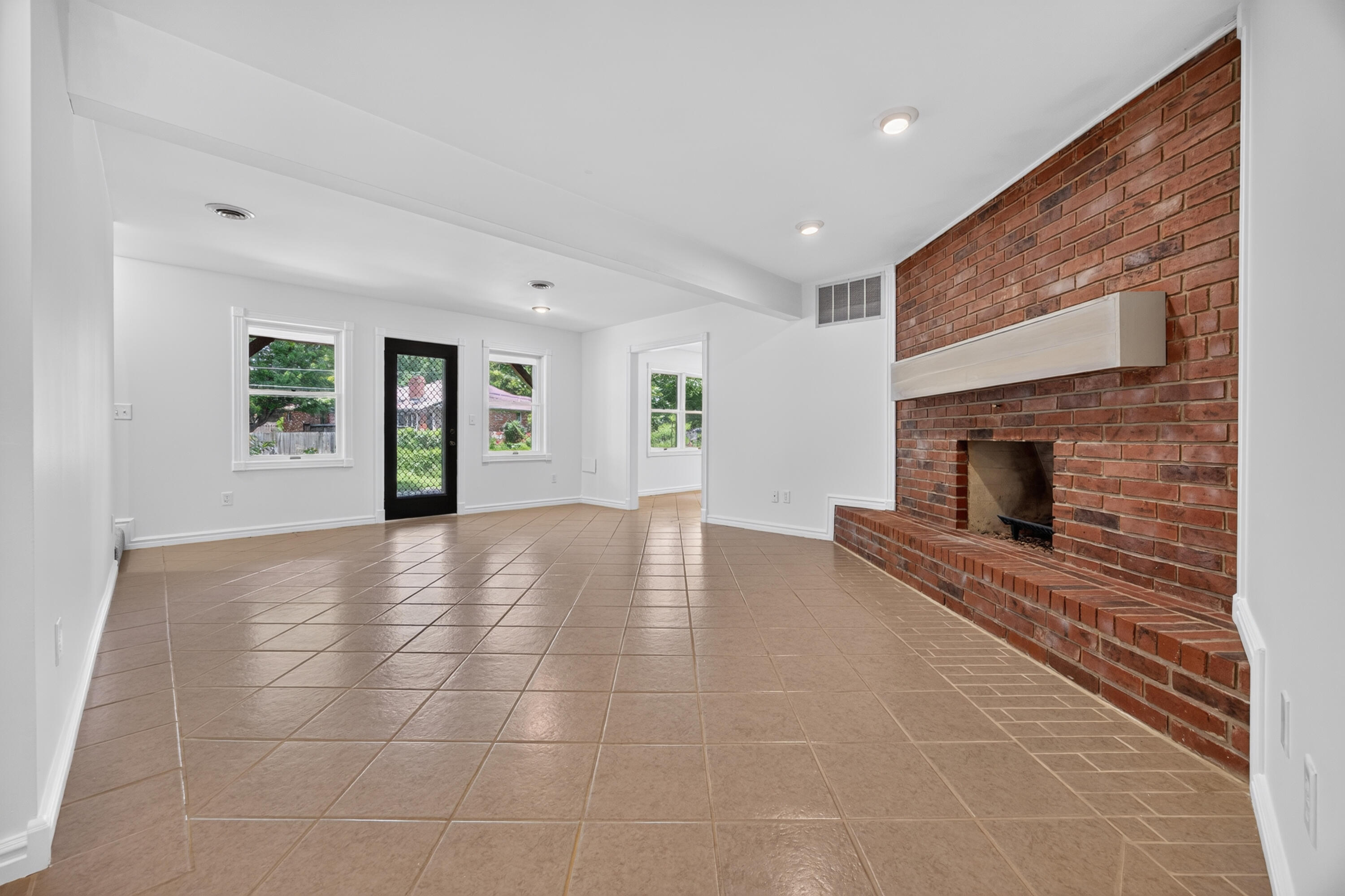 3605 East Delmar Street Springfield, MO 65809 - Photo 30 of 53 0N8A4559