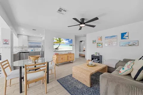 $1,090,000 | 1469 Northwest 10th Street, Dania Beach, FL 33004
