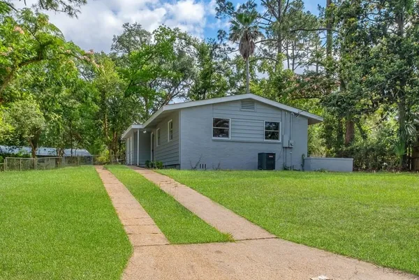 $189,900 | 2124 Berkshire Drive, Tallahassee, FL 32304