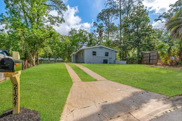 $189,900 | 2124 Berkshire Drive, Tallahassee, FL 32304