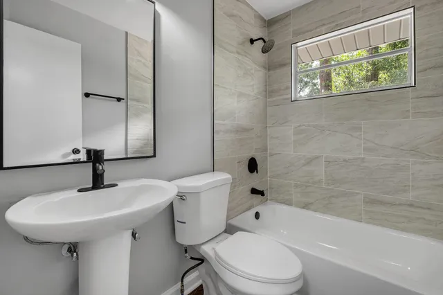 $189,900 | 2124 Berkshire Drive, Tallahassee, FL 32304