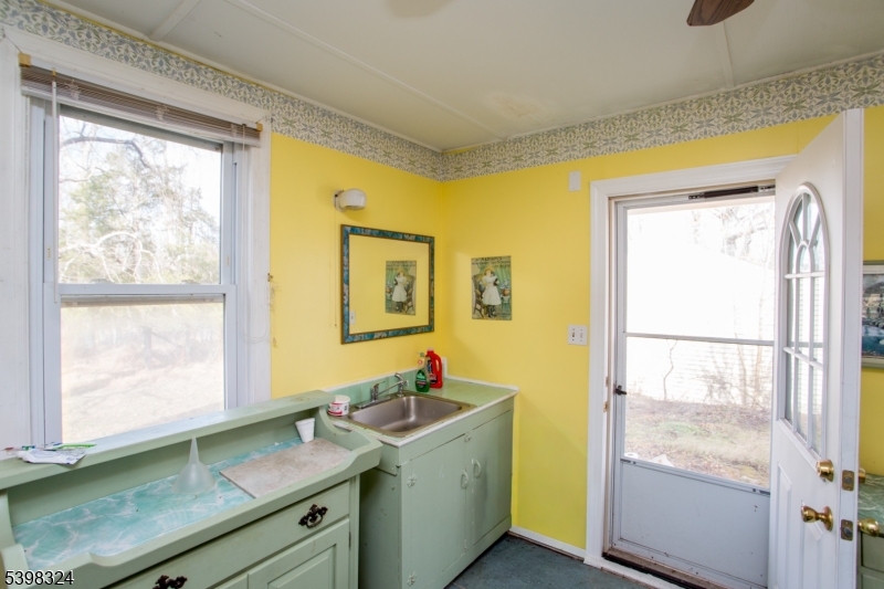 47 Hewitt Road Stockton, NJ 08559 - Photo 20 of 31 a view of a sink and a window