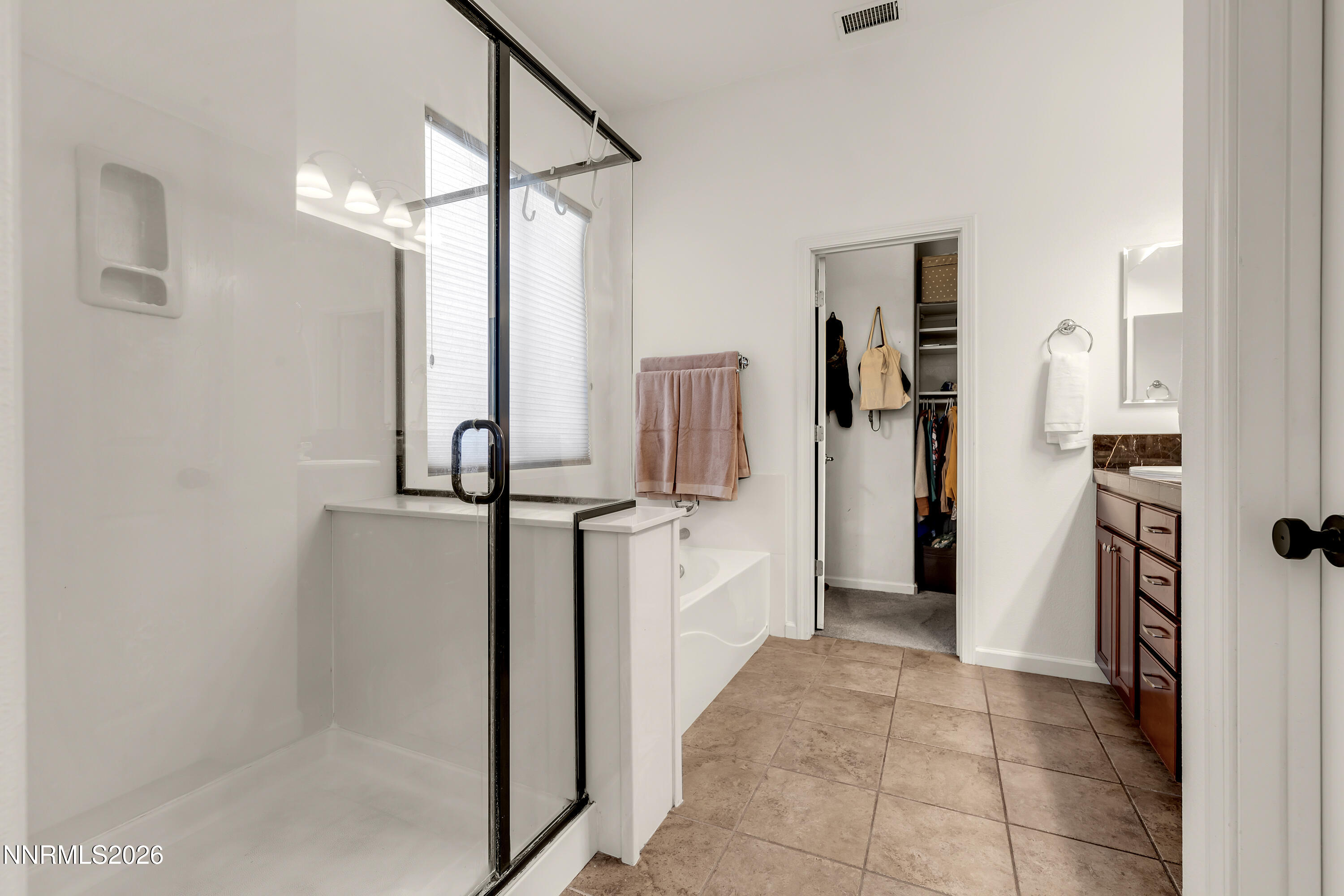 390 Manciano Way Reno, NV 89521 - Photo 20 of 36 Manciano390-023