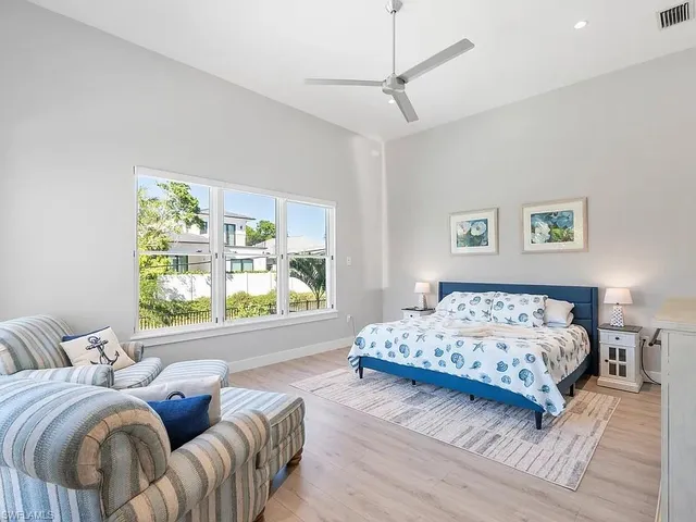 $4,978,000 | 515 91st Avenue North, Naples, FL 34108