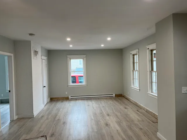 $1,950 | 54-56 Franklin Street, Somersworth, NH 03878