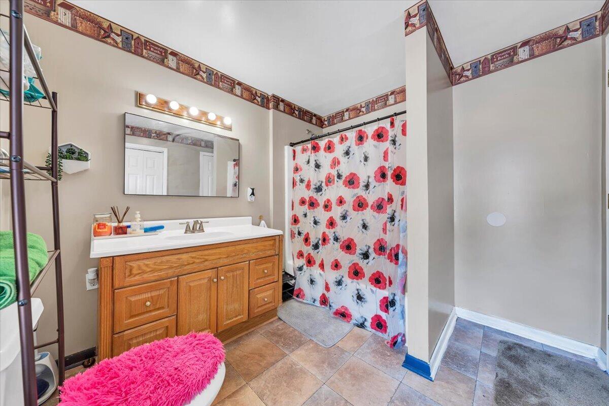 2412 Quarterwood Road Montvale, VA 24122 - Photo 28 of 55 28-MIB09490