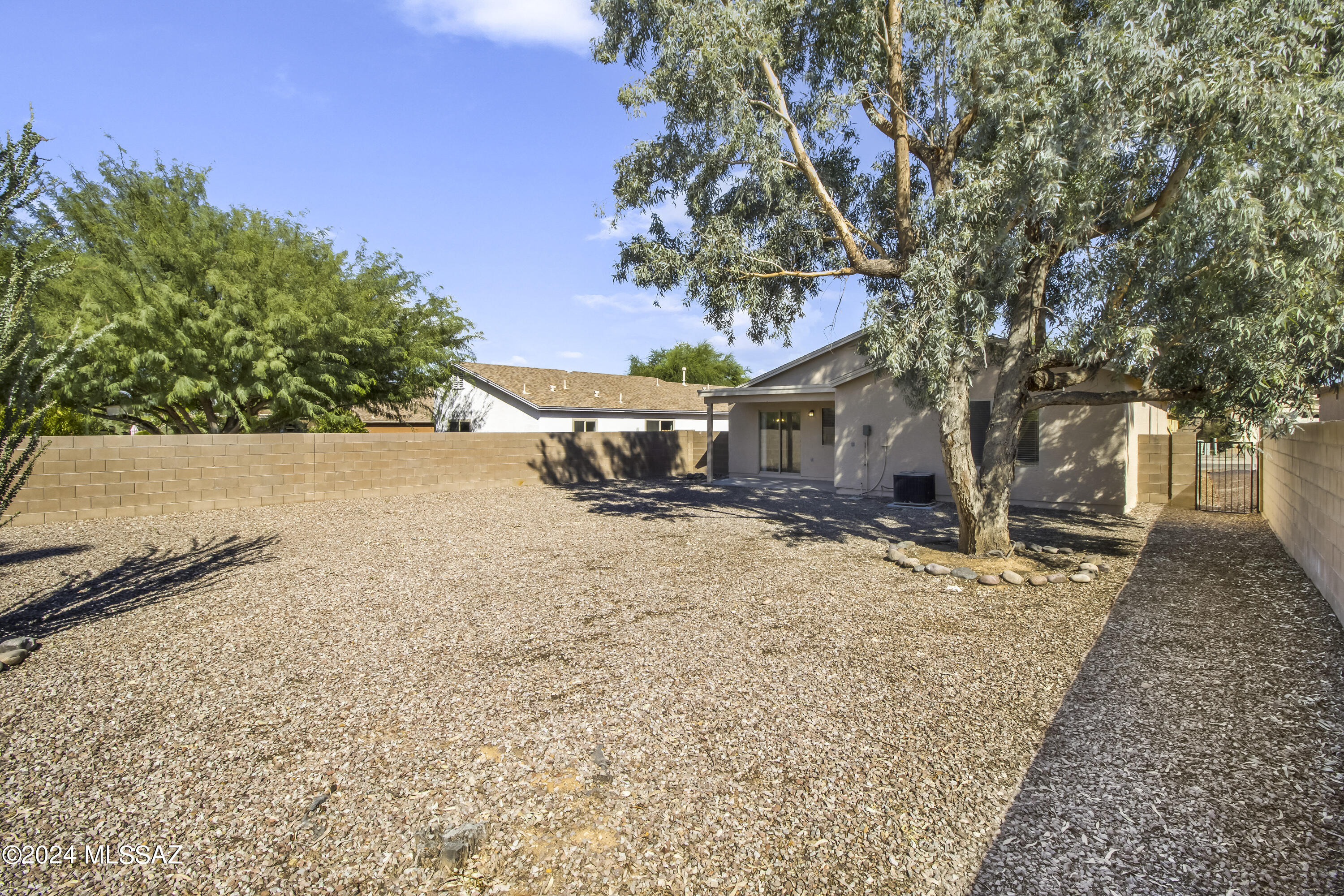 7630 South Meadow Spring Way Tucson, AZ 85747 - Photo 28 of 30