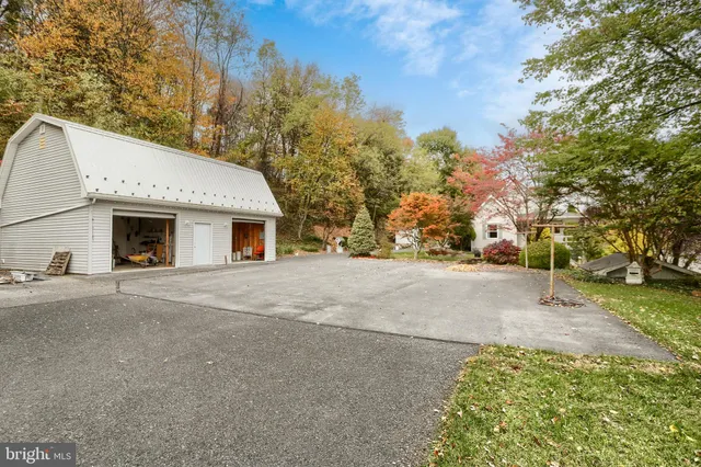 a view of ocean view