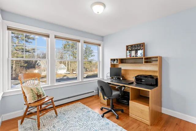 $695,000 | 10 Pacific Drive, Dover, NH 03820