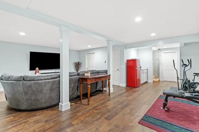 $695,000 | 10 Pacific Drive, Dover, NH 03820