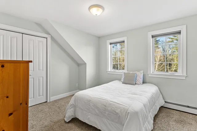 $695,000 | 10 Pacific Drive, Dover, NH 03820