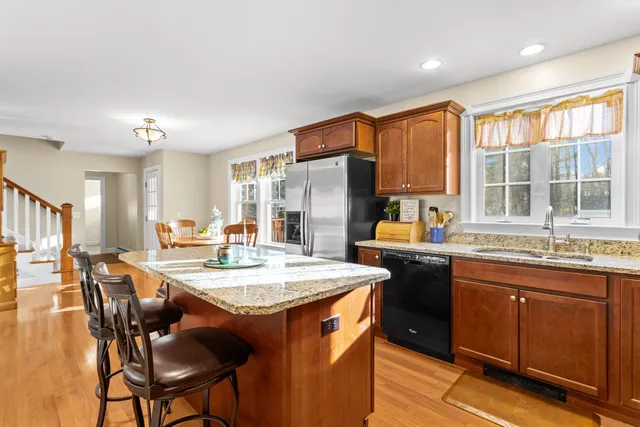 $695,000 | 10 Pacific Drive, Dover, NH 03820