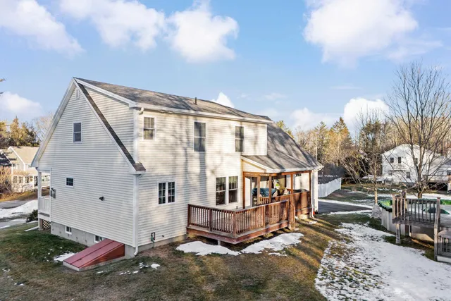 $695,000 | 10 Pacific Drive, Dover, NH 03820