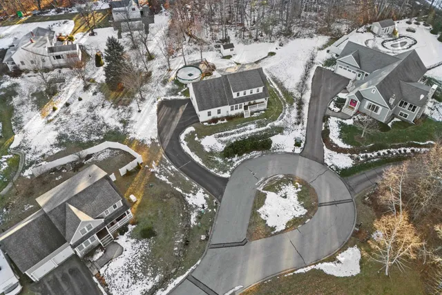 $695,000 | 10 Pacific Drive, Dover, NH 03820