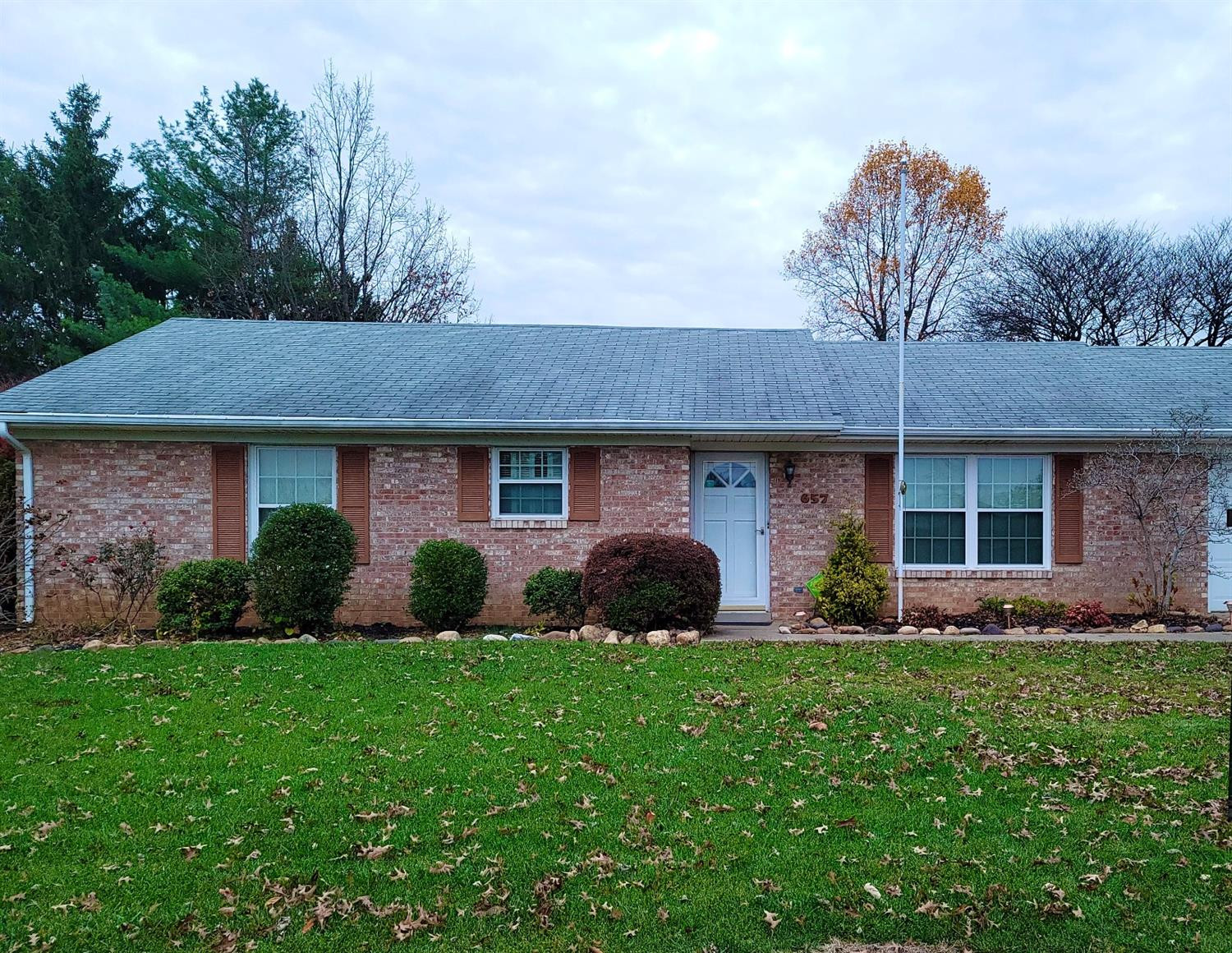 657 Squires Road Lexington, KY 40515 - Photo 2 of 19 Photo 2