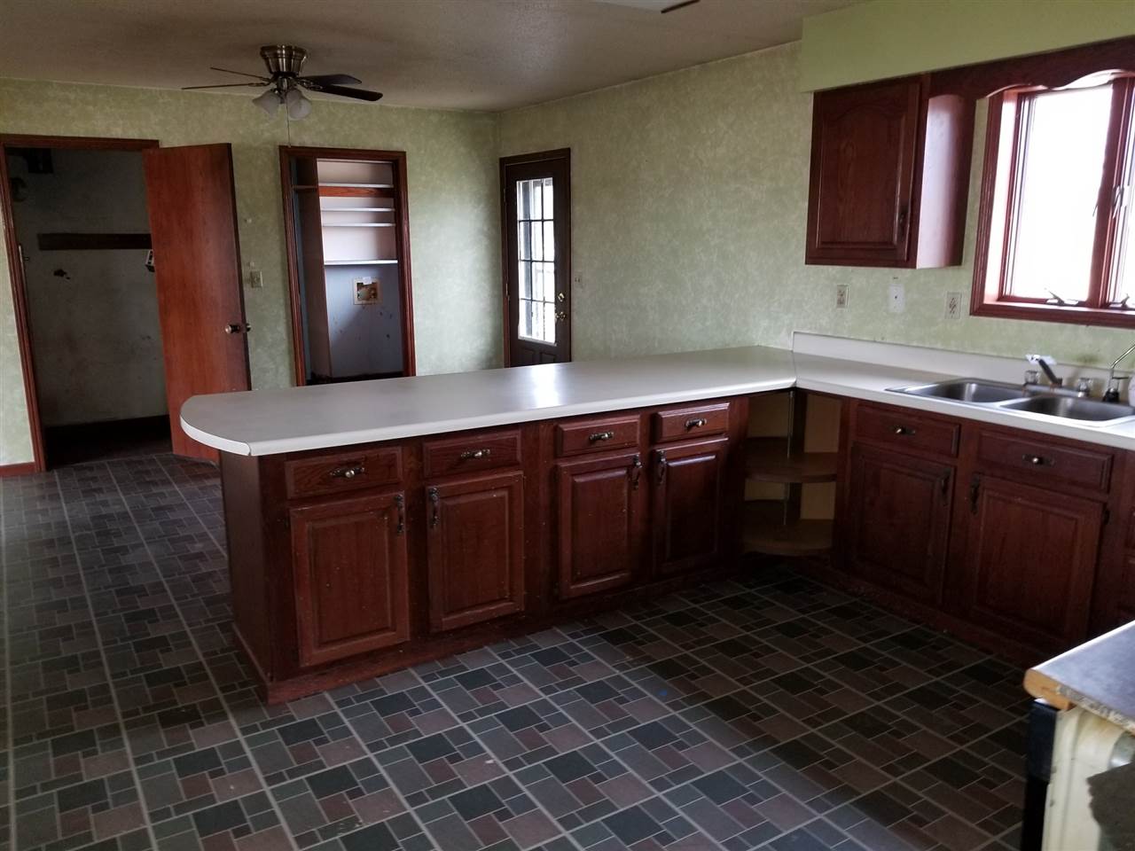 9507 East Stanton Road Crystal, MI 48818 - Photo 4 of 19 1842799-3.JPG