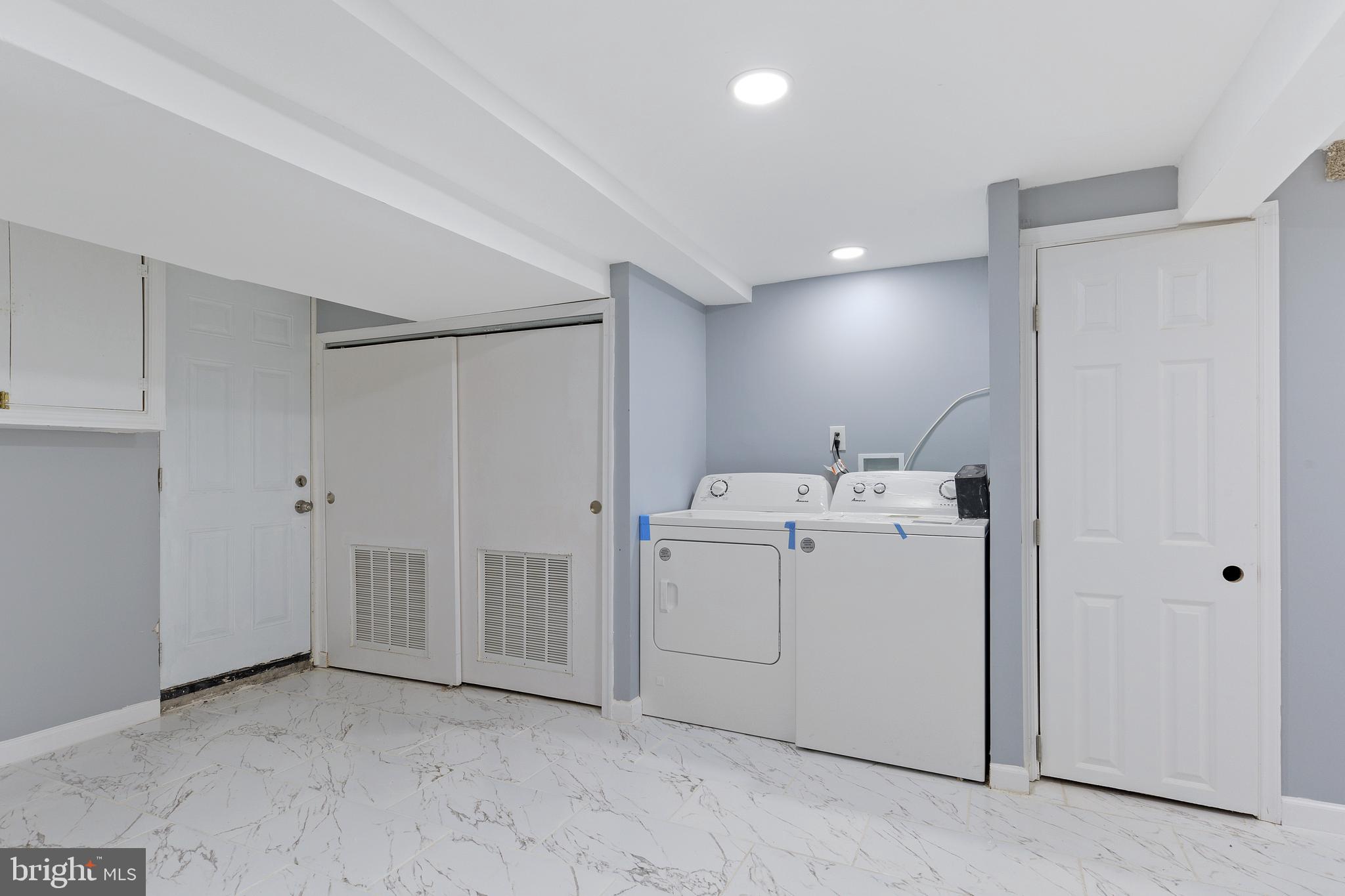 433 South Wickham Road Baltimore, MD 21229 - Photo 13 of 26