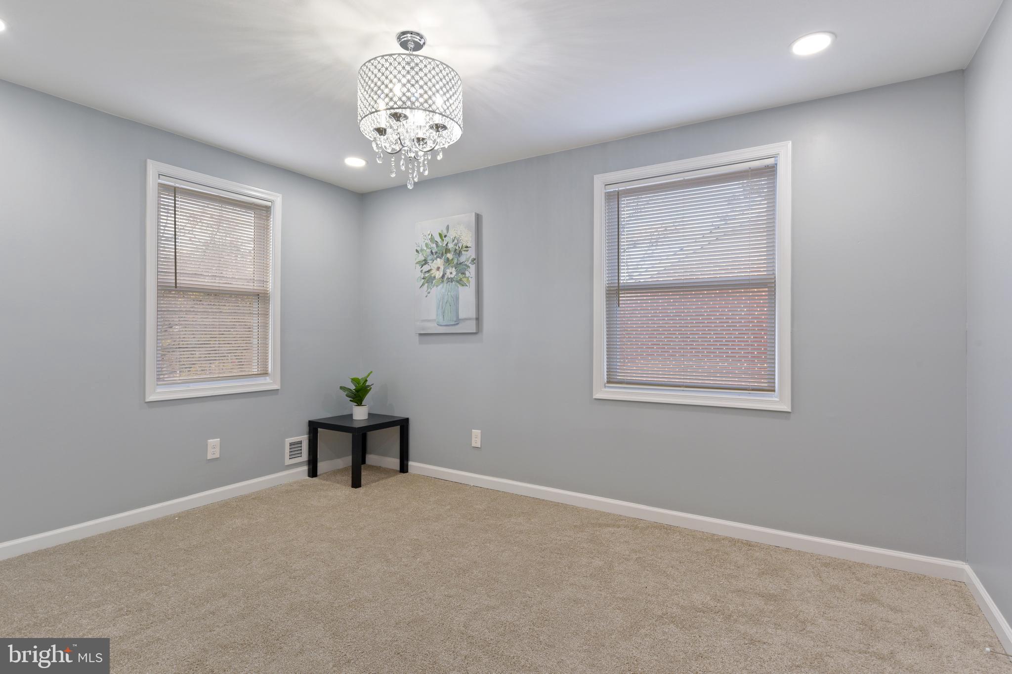 433 South Wickham Road Baltimore, MD 21229 - Photo 15 of 26