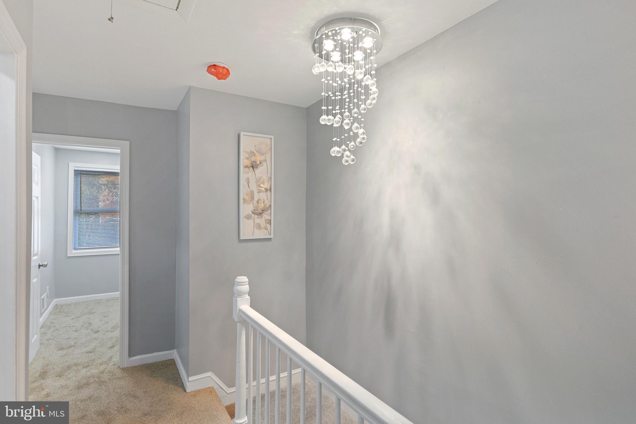 433 South Wickham Road Baltimore, MD 21229 - Photo 6 of 26