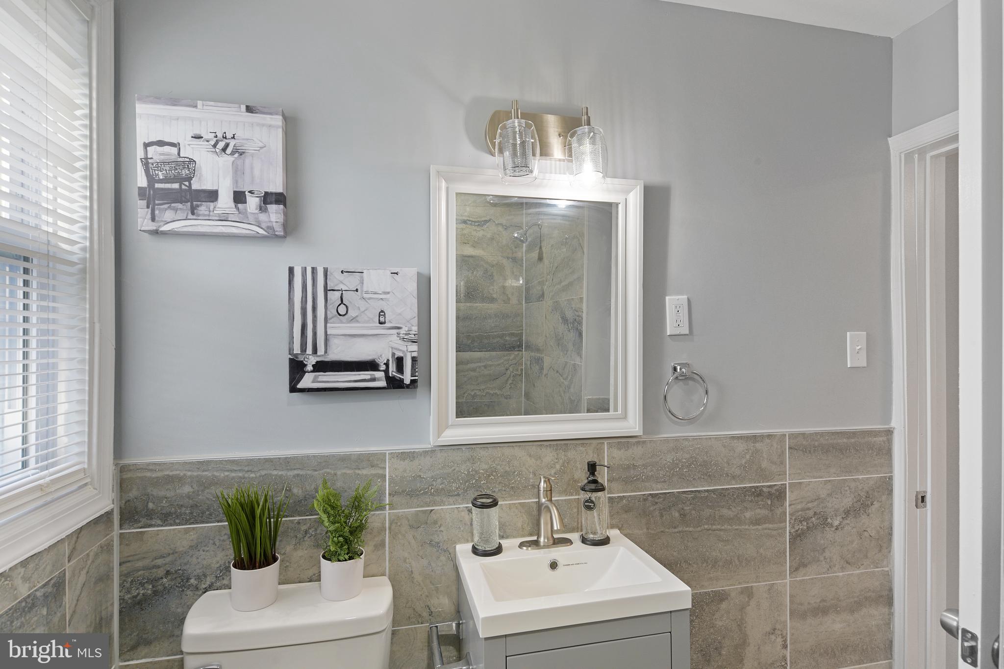 433 South Wickham Road Baltimore, MD 21229 - Photo 9 of 26