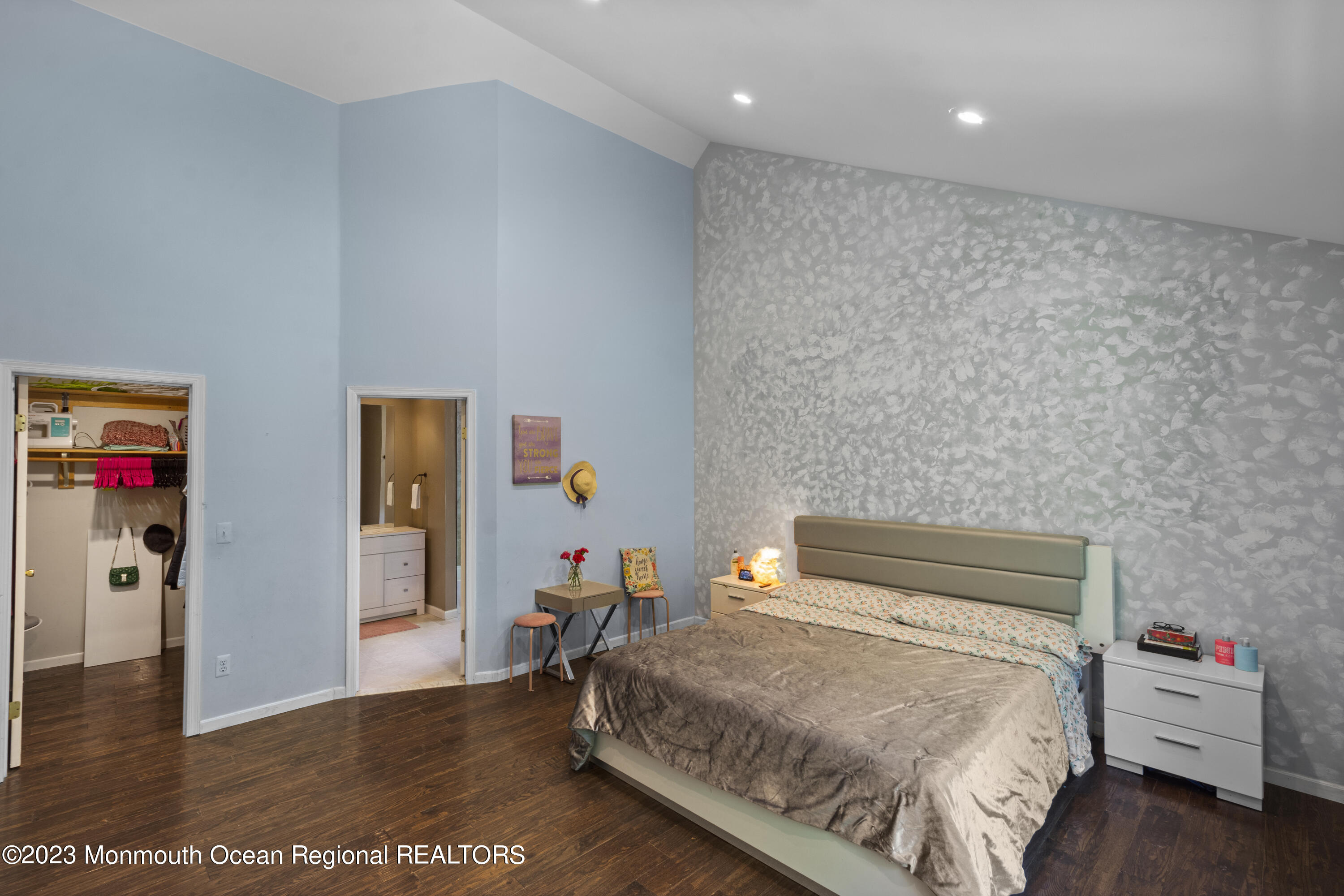 758 Anderson Road Jackson, NJ 08527 - Photo 21 of 35 a bedroom with a bed and wooden floor