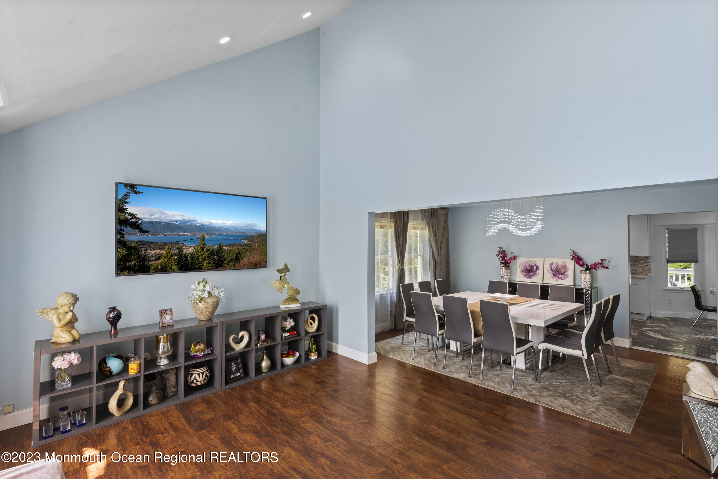 758 Anderson Road Jackson, NJ 08527 - Photo 6 of 35 a living room with furniture and a flat screen tv