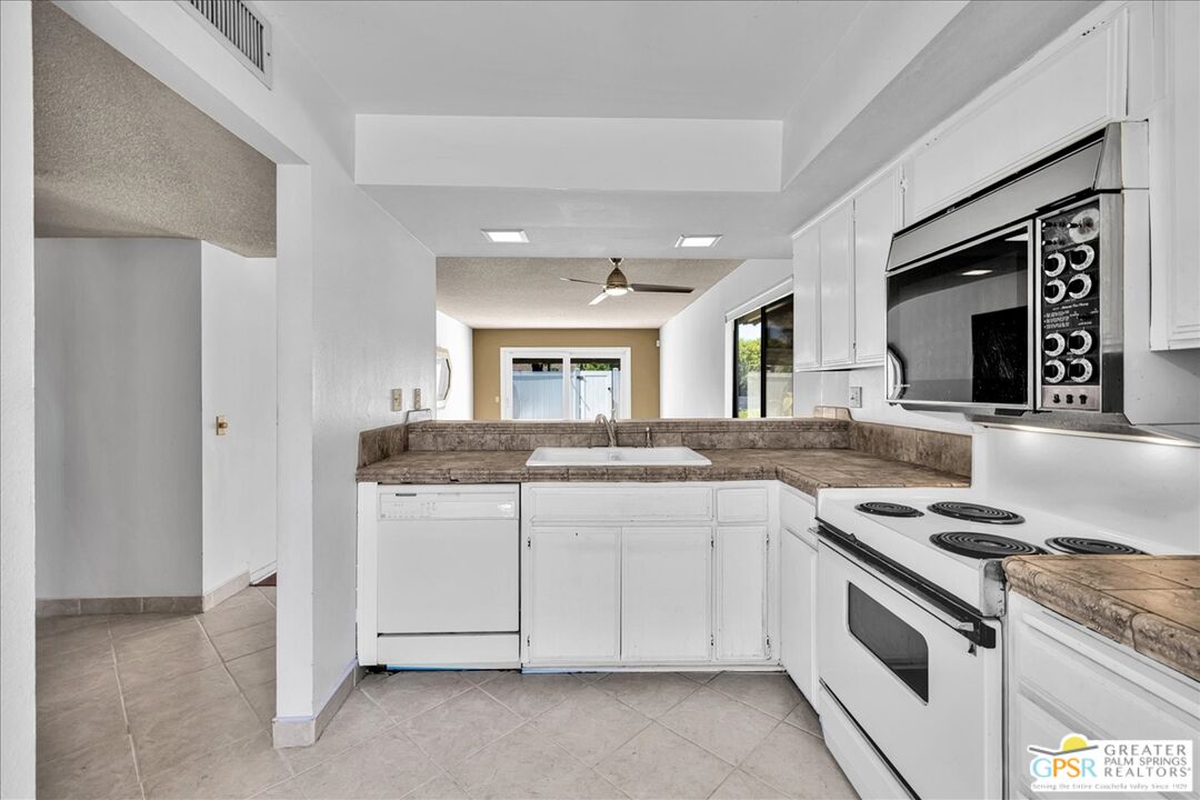 69587 Encancto Court Rancho Mirage, CA 92270 - Photo 17 of 44
