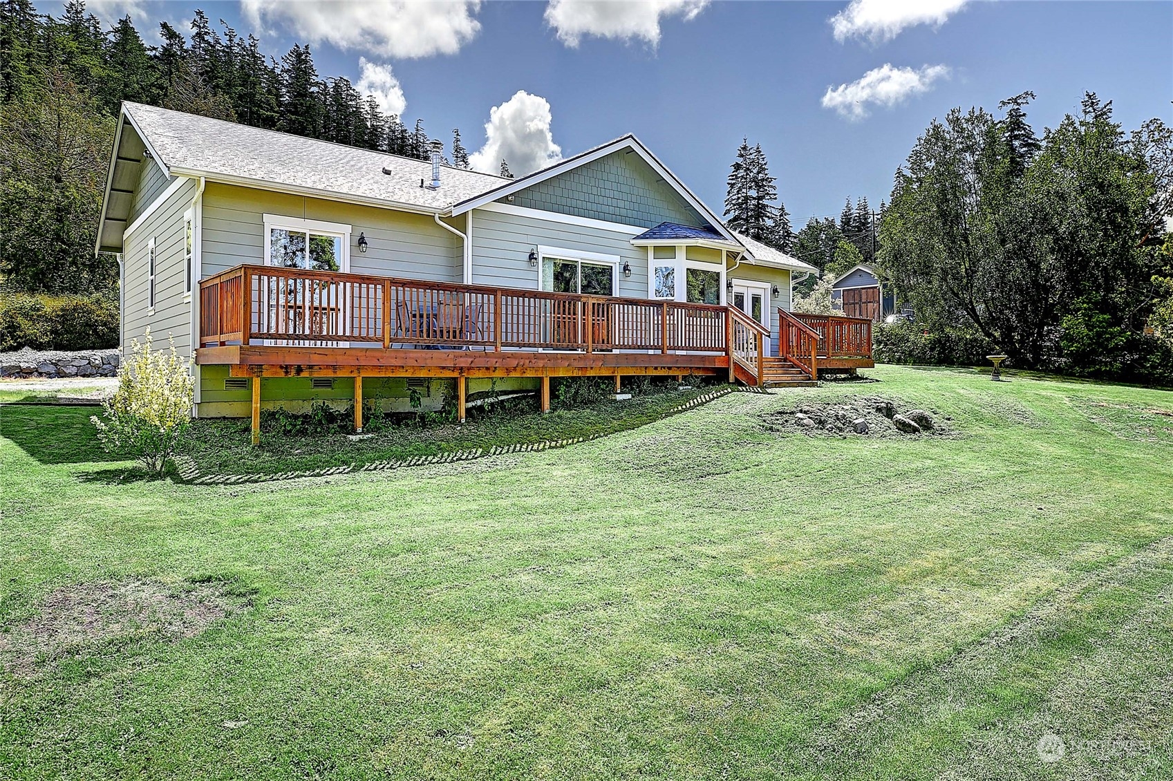 545 Rozeway Place Camano Island, WA 98282 - Photo 30 of 40 Gallery Image 30