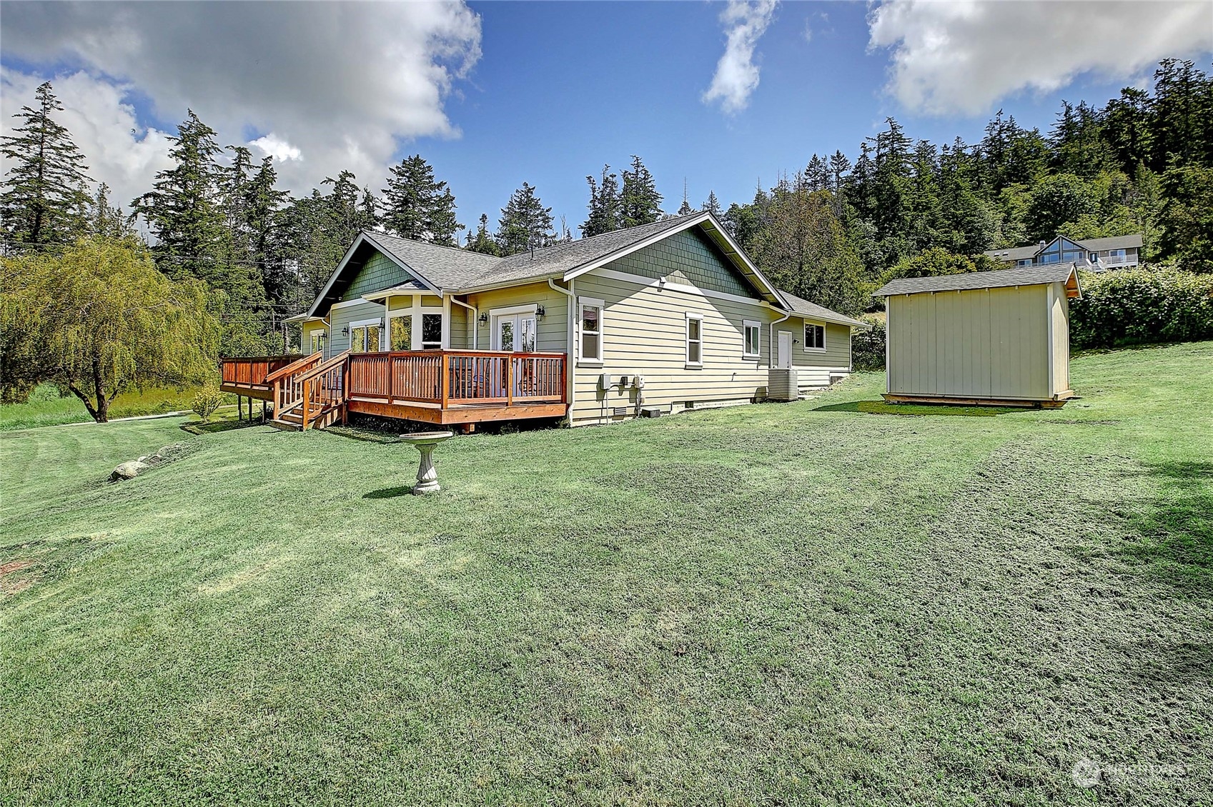 545 Rozeway Place Camano Island, WA 98282 - Photo 3 of 40 Gallery Image 3