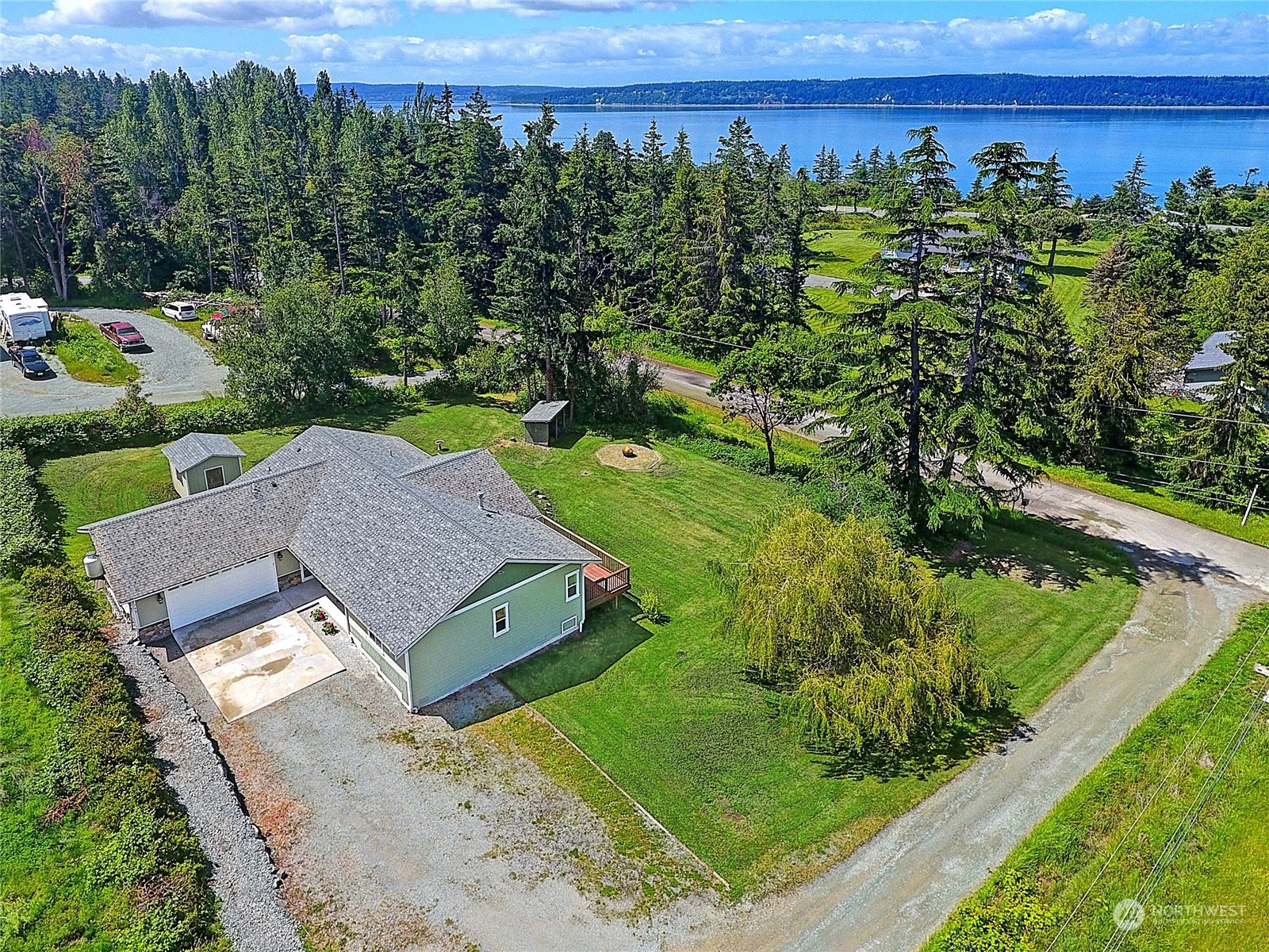 545 Rozeway Place Camano Island, WA 98282 - Photo 4 of 40 Gallery Image 4