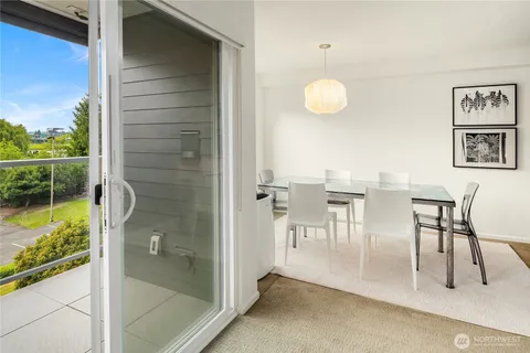 $498,000 | 2501 Canterbury Lane East, Unit 319, Seattle, WA 98112