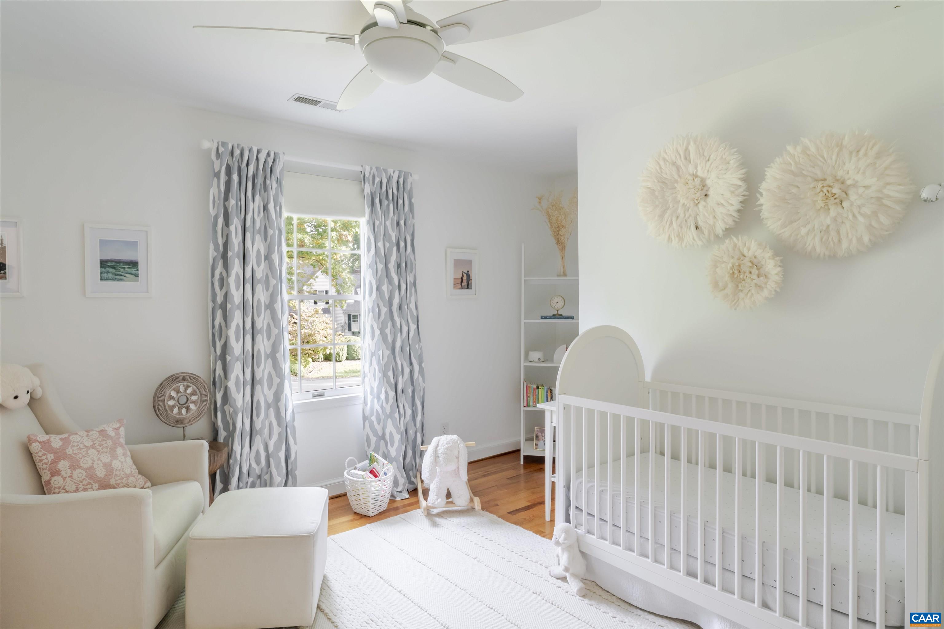 3359 Marsden Point Keswick, VA 22947 - Photo 40 of 47 a living room with furniture and a window