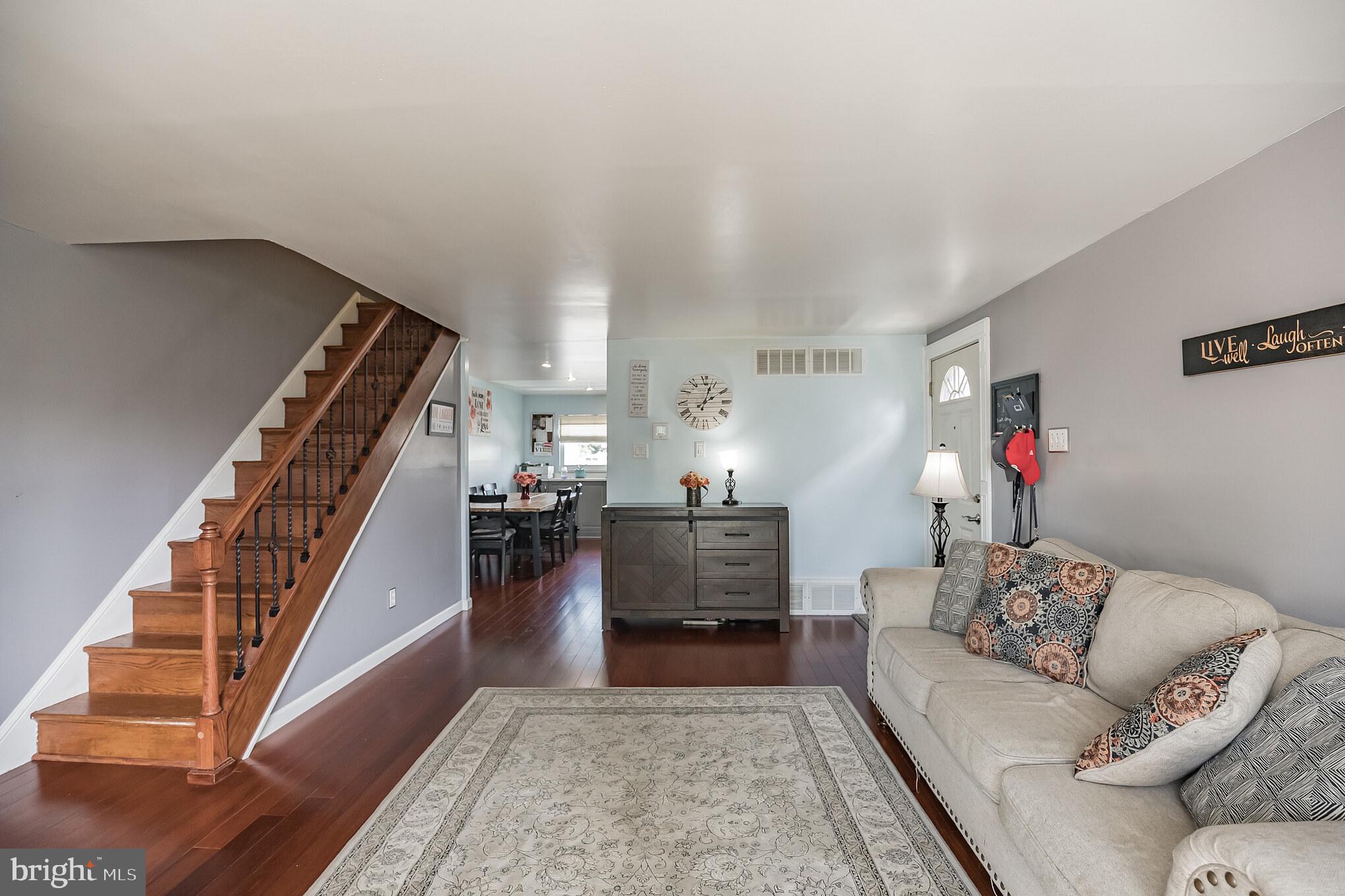 2818 Chase Road Philadelphia, PA 19152 - Photo 5 of 25 Gallery Image 5