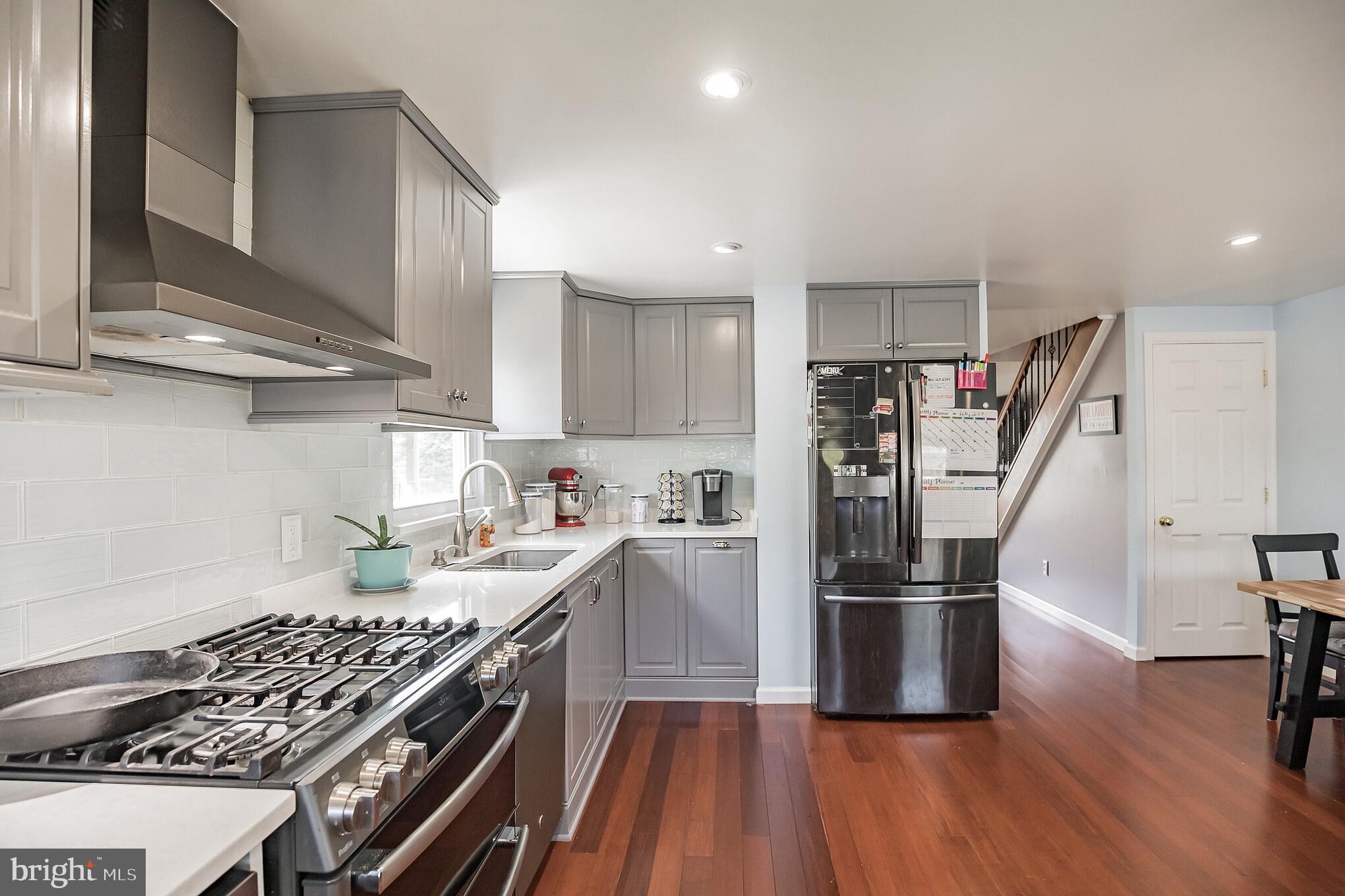 2818 Chase Road Philadelphia, PA 19152 - Photo 8 of 25 Gallery Image 8