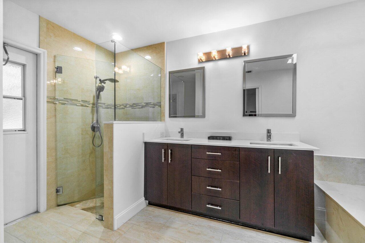 2683 Northwest 45th Street Boca Raton, FL 33434 - Photo 17 of 28 Primary Bathroom