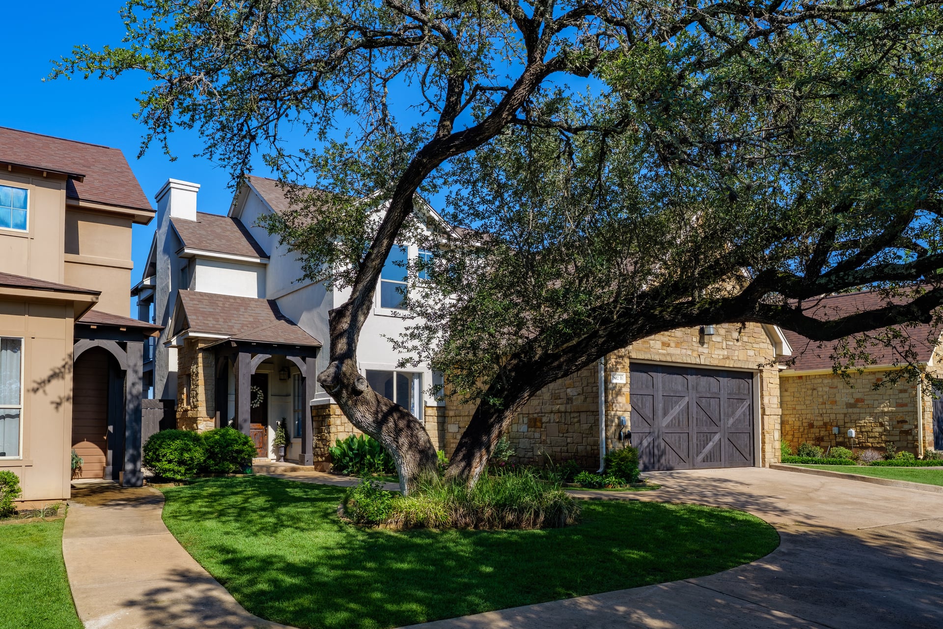 2802 Lohman Ford Road, Unit B Lago Vista, TX 78645 - Photo 4 of 40