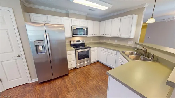 $1,350 | 130 Shallowford Reserve Drive, Unit 101, Lewisville, NC 27023