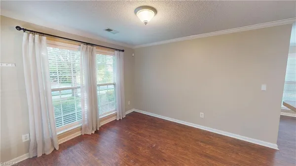 $1,350 | 130 Shallowford Reserve Drive, Unit 101, Lewisville, NC 27023