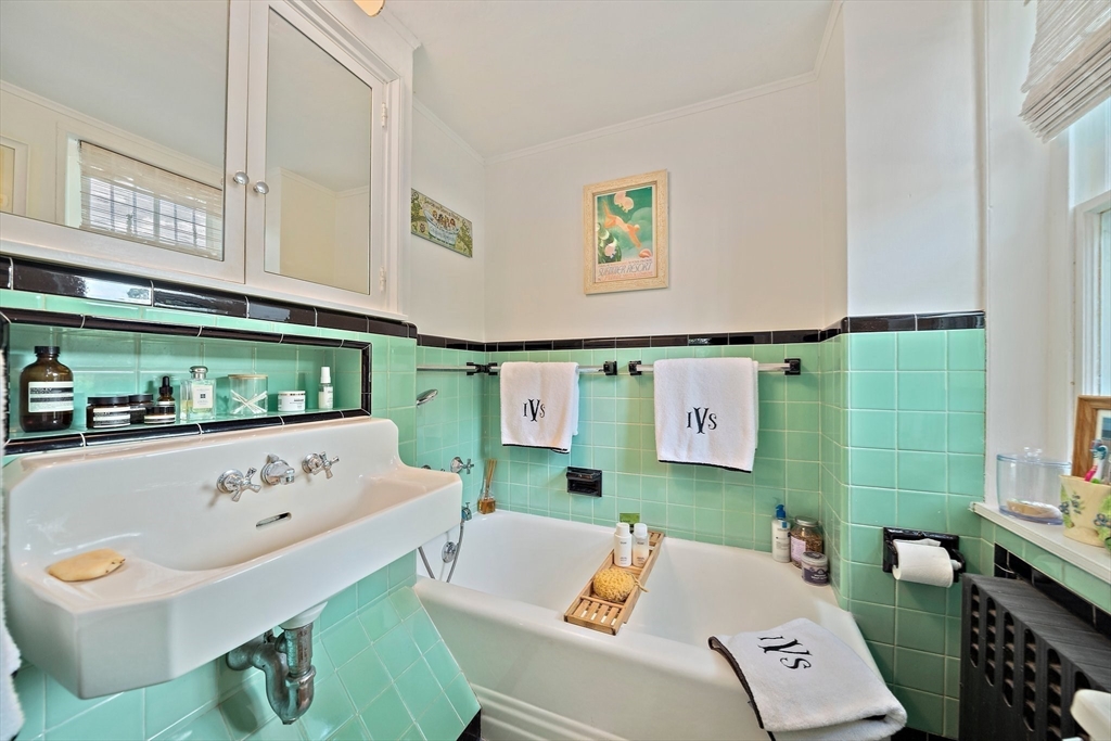 583 Main Street Hingham, MA 02043 - Photo 12 of 39