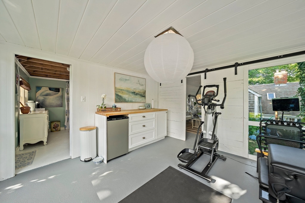 583 Main Street Hingham, MA 02043 - Photo 25 of 39