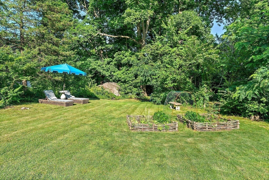 583 Main Street Hingham, MA 02043 - Photo 33 of 39